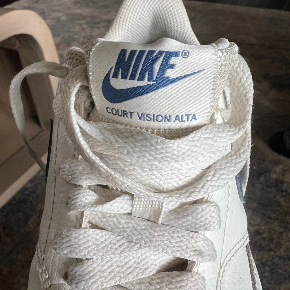 Nike Court Vision Alta Women’s Size 8